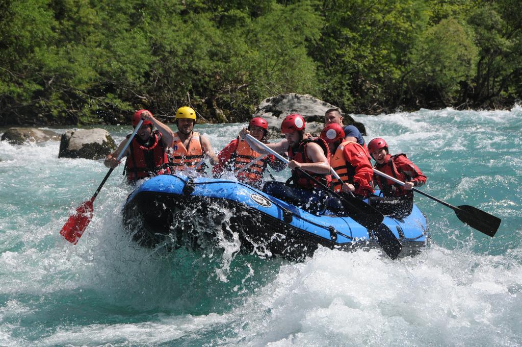 Rafting Camp Tara 87 Hotell Hum Exteriör bild